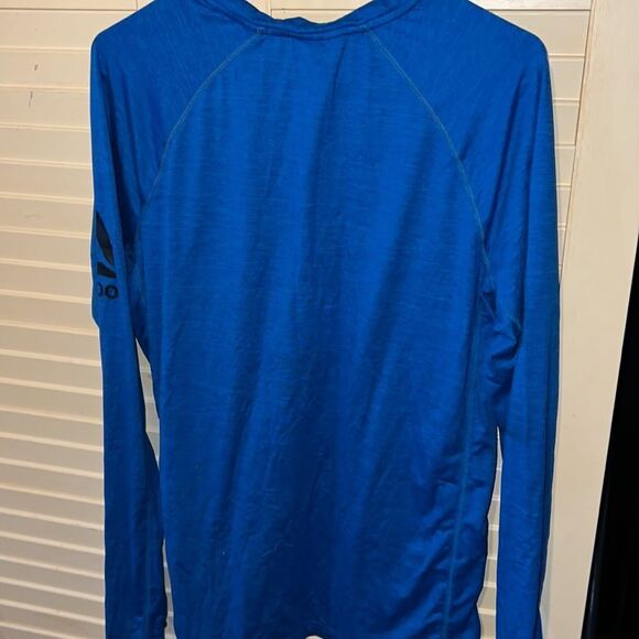 Reebok size medium long sleeve top - Picture 4 of 5